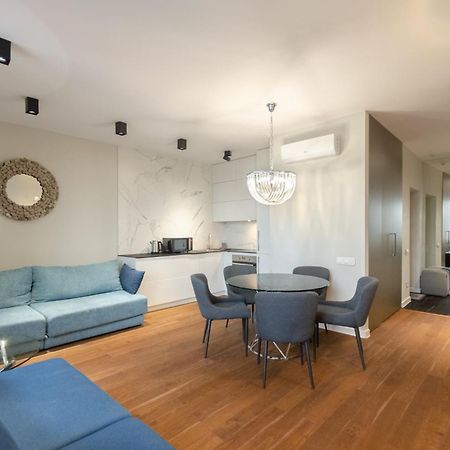 Petrovdom 9-102 In Best Apartment In Rc New York Concept House キエフ エクステリア 写真