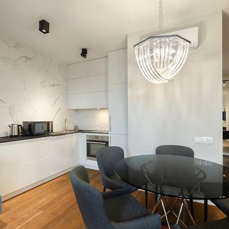 Petrovdom 9-102 In Best Apartment In Rc New York Concept House キエフ エクステリア 写真