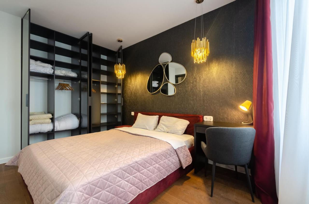 Petrovdom 9-102 In Best Apartment In Rc New York Concept House キエフ エクステリア 写真