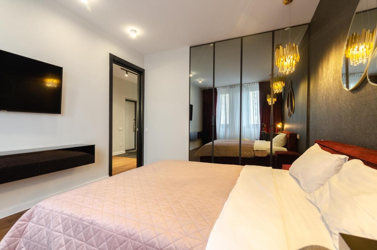 Petrovdom 9-102 In Best Apartment In Rc New York Concept House キエフ エクステリア 写真