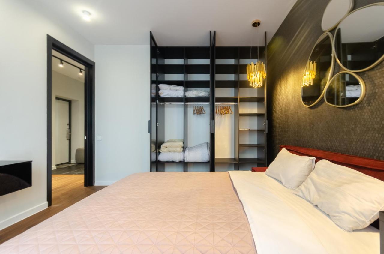 Petrovdom 9-102 In Best Apartment In Rc New York Concept House キエフ エクステリア 写真