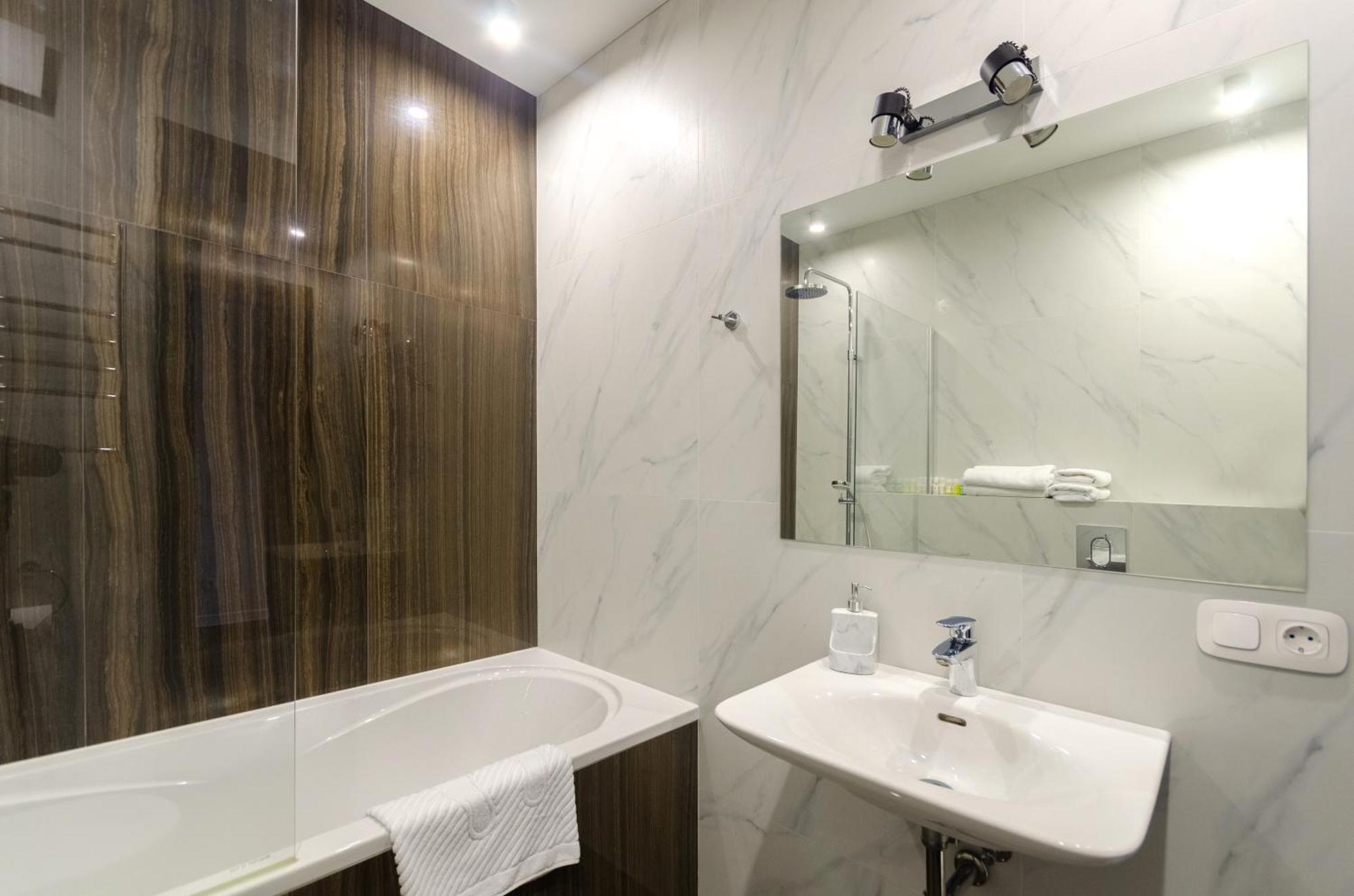 Petrovdom 9-102 In Best Apartment In Rc New York Concept House キエフ エクステリア 写真